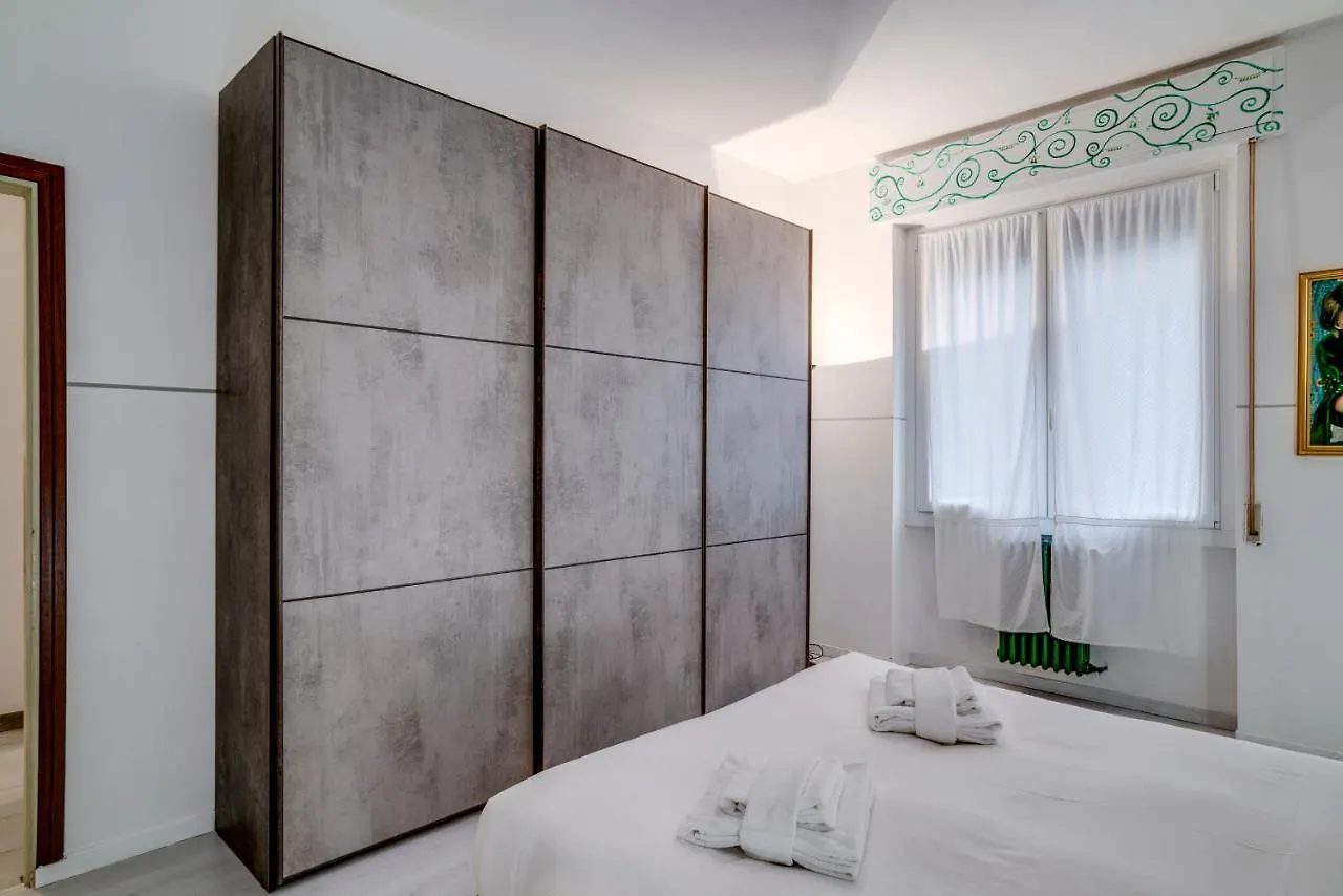 Guesthero Apartment Milano - Precotto M1  Milan